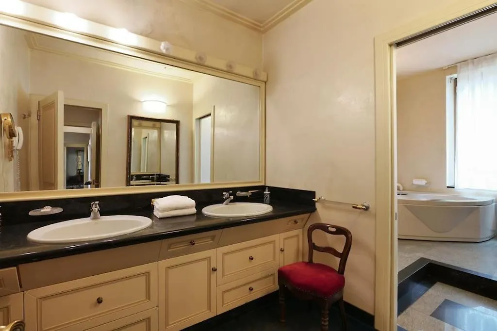 Centro Extra Luxury Appartment With Terrace Milan