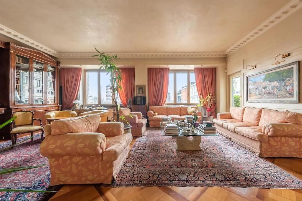 Centro Extra Luxury Appartment With Terrace Milan